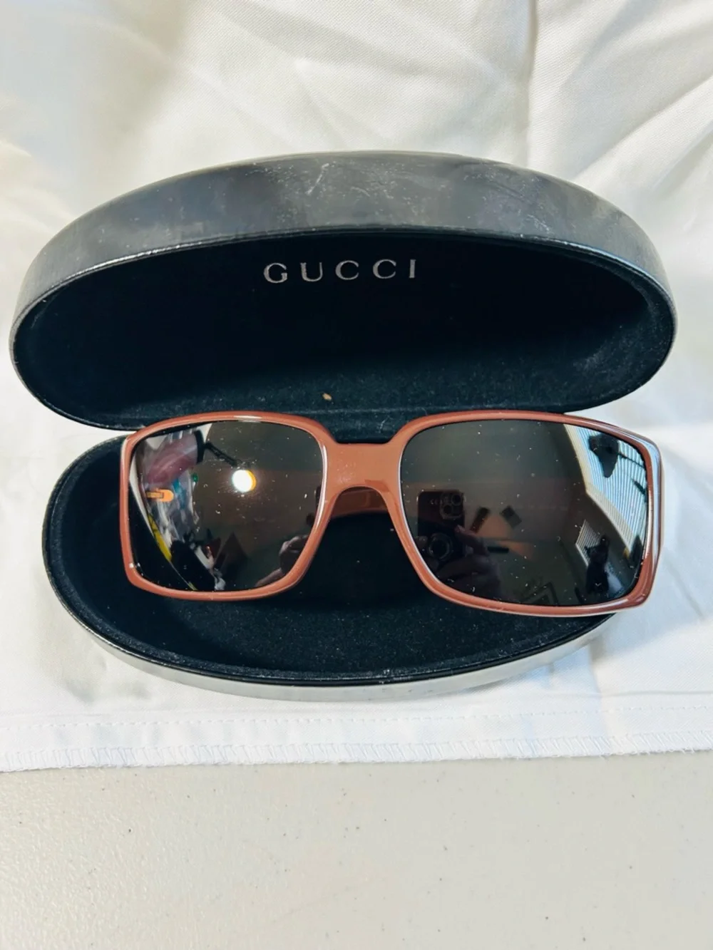 Gucci Men's Brown Rectangular Sunglasses with Dark Lenses - Picture 1 of 4